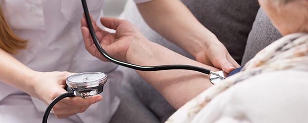 Hypertension : les 3 pièges qui vous font croire que vous êtes à l’abri